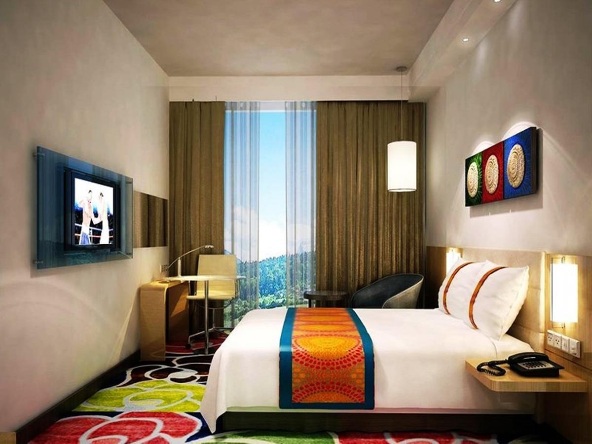 Holiday Inn Express Chennai Old Mahabalipuram Road חדר תמונה