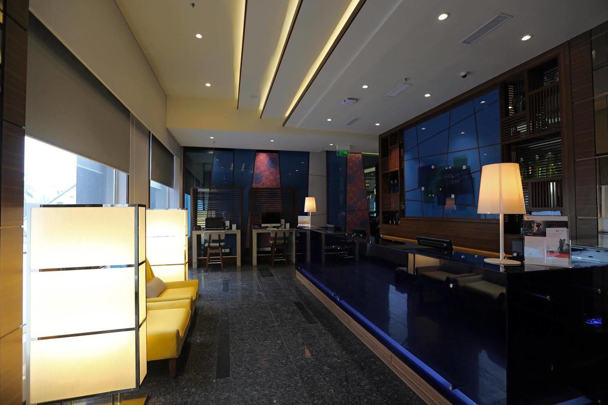 Holiday Inn Express Chennai Old Mahabalipuram Road מראה חיצוני תמונה