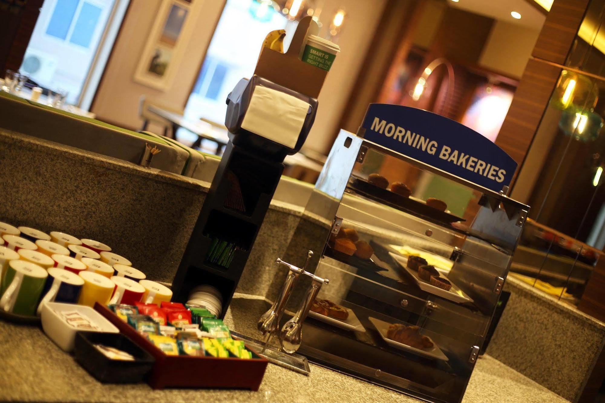Holiday Inn Express Chennai Old Mahabalipuram Road מראה חיצוני תמונה